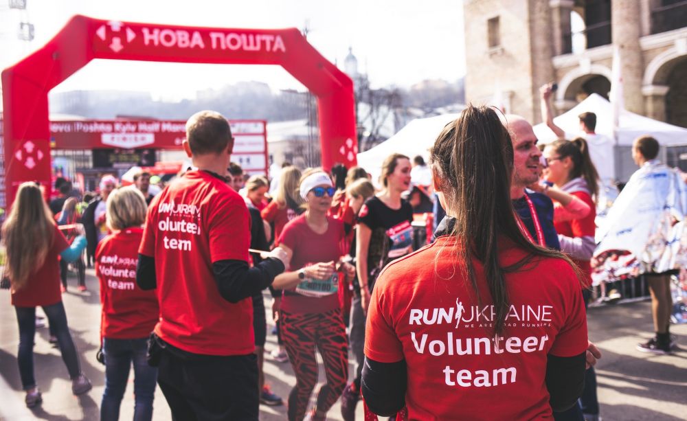Volunteer adalah kegiatan sukarela, pahami pengertian dan manfaatnya