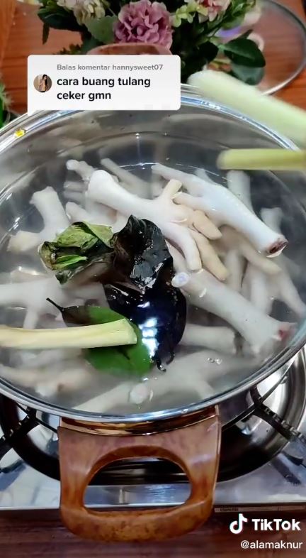 7 Cara praktis pisahkan tulang ceker sebelum diolah, cepat & antigagal