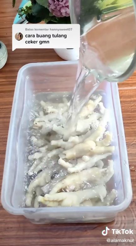 7 Cara praktis pisahkan tulang ceker sebelum diolah, cepat & antigagal