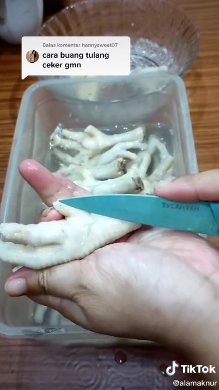 7 Cara praktis pisahkan tulang ceker sebelum diolah, cepat & antigagal
