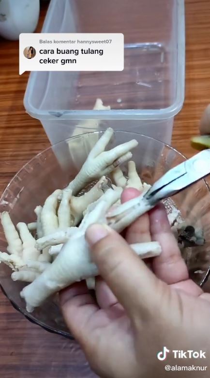 7 Cara praktis pisahkan tulang ceker sebelum diolah, cepat & antigagal