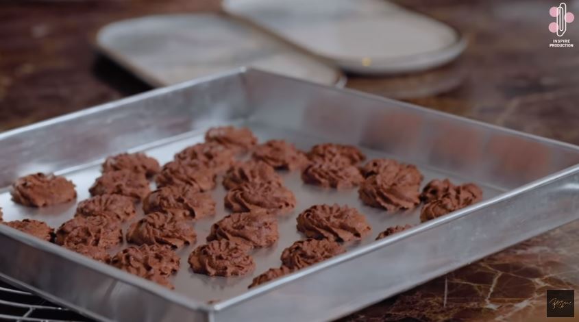 10 Pola makan Rossa, bantu jaga tubuh fit & kualitas suara saat konser