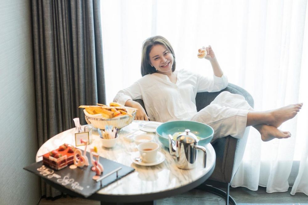 10 Pola makan Rossa, bantu jaga tubuh fit & kualitas suara saat konser