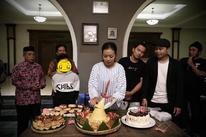 Lauk pendamping nasi tumpeng 11 seleb, plating Soimah simpel