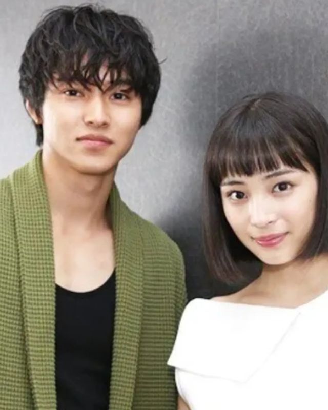 potret mesra Kento Yamazaki dan Suzu Hirose  Berbagai sumber