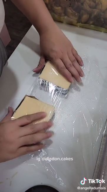 Jangan masukkan freezer, ini 7 cara simpan keju yang benar supaya awet