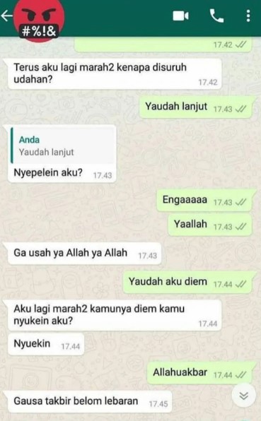 Chat lucu bikin pacar jadi serba salah © berbagai sumber