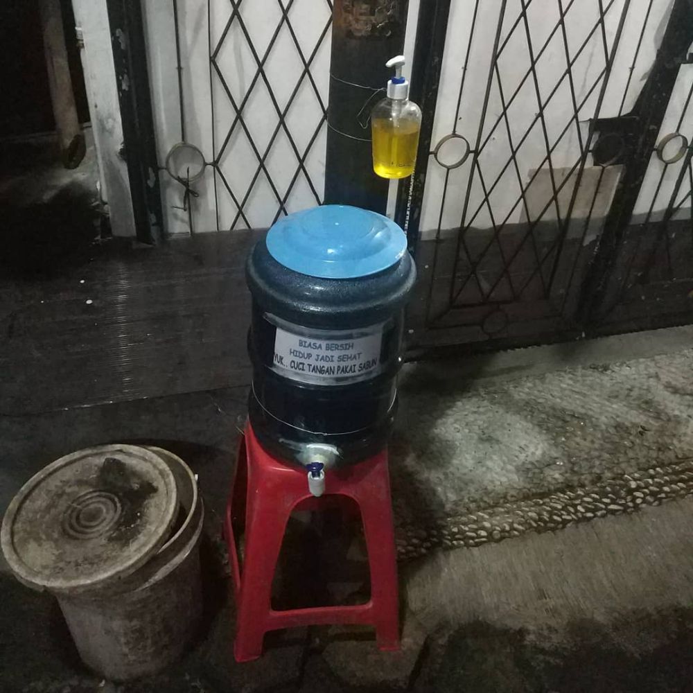 manfaatin galon air buat hal nyeleneh © berbagai sumber