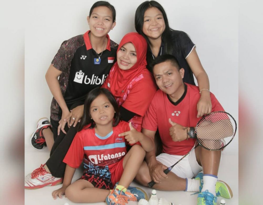 Siti Fadia Berbagai sumber