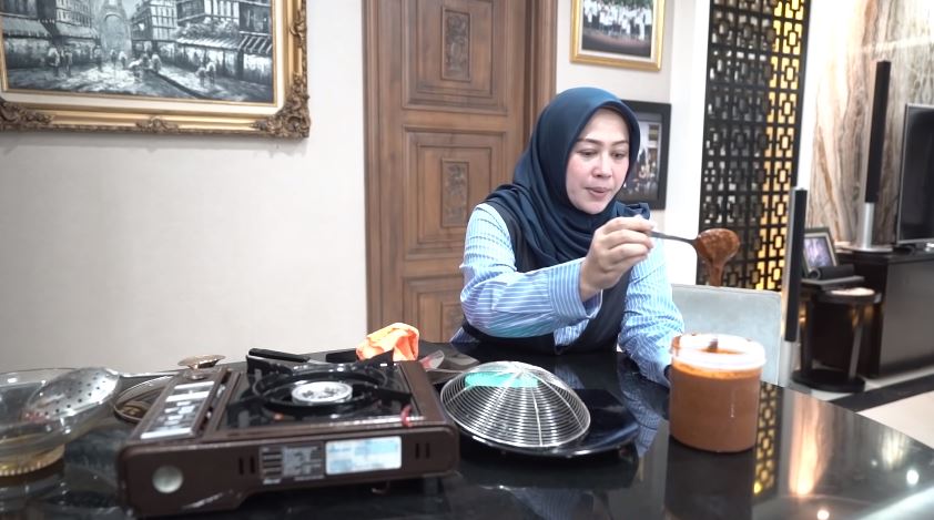 10 Kreasi sambal buatan Shanty Denny, simpel dan pedasnya nampol