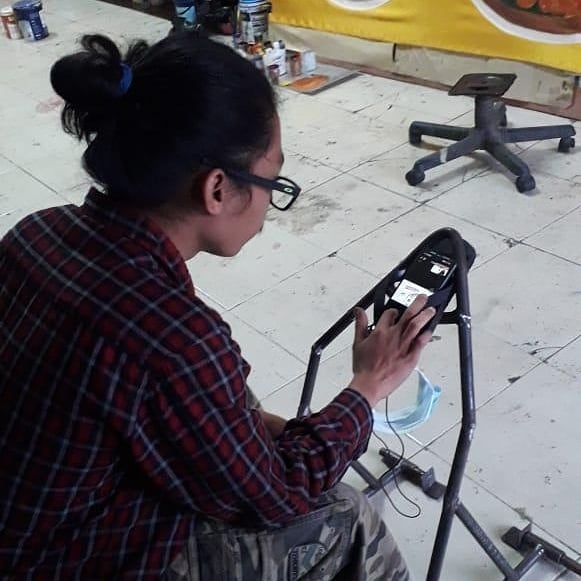 orang kerja tapi nyeleneh caranya © berbagai sumber