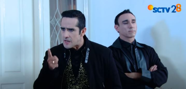 Claudio Martinez Berbagai sumber Claudio Martinez Berbagai sumber