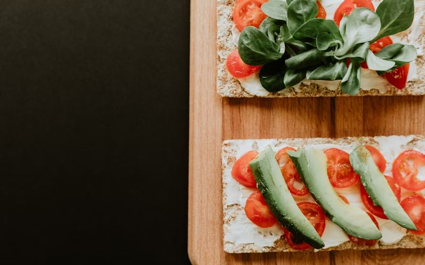 10 Makanan dikonsumsi Ratna Galih saat diet, jaga berat badan stabil