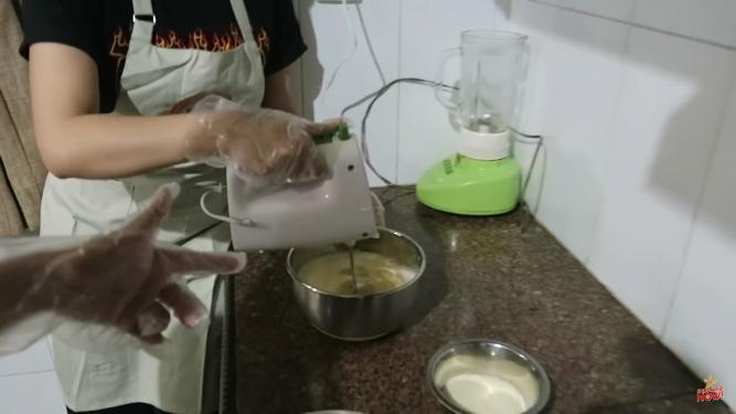 10 Langkah Mahalini bikin mille crepes teflon, lembut dan antigagal
