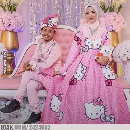 Hello kitty fans totalitas © berbagai sumber