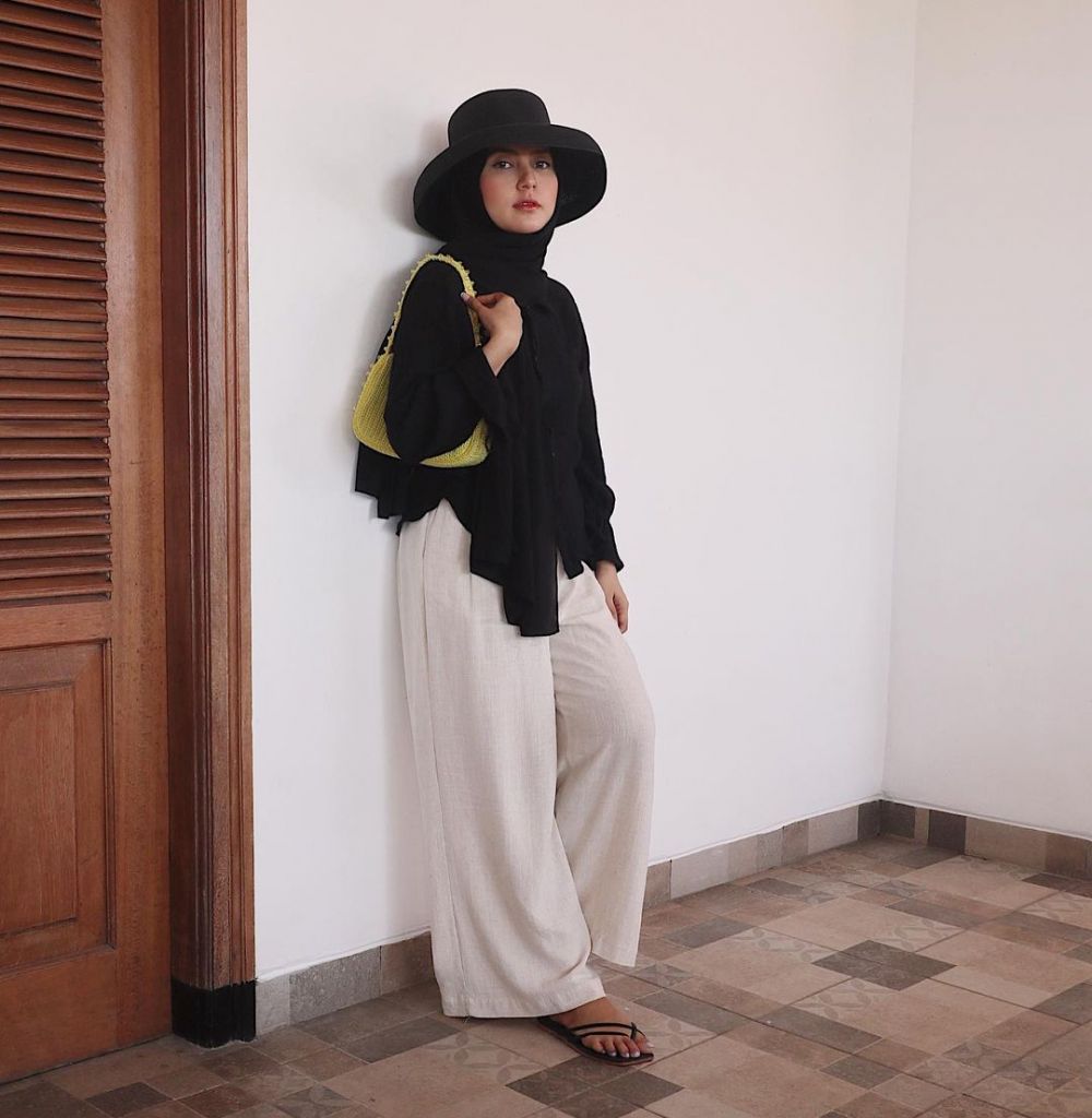 potret rara nawangsih pamer baby bump © instagram