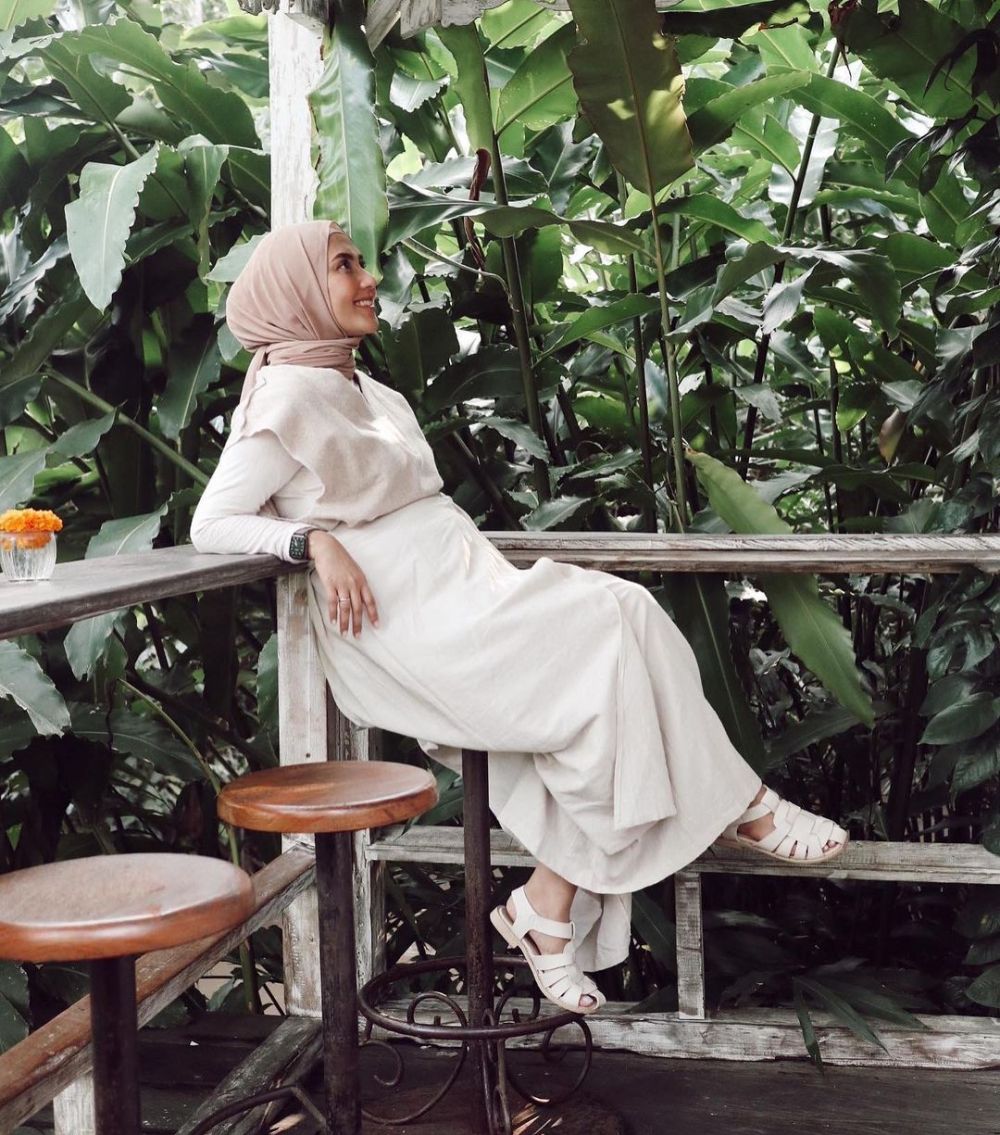 potret rara nawangsih pamer baby bump © instagram potret rara nawangsih pamer baby bump © instagram