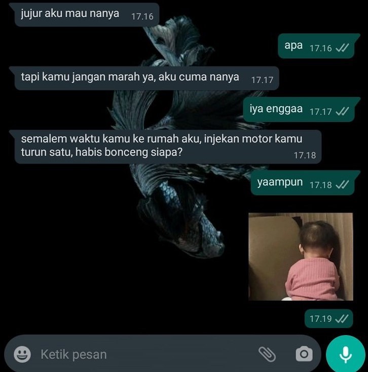 chat lucu pacar terlalu posesif © berbagai sumber