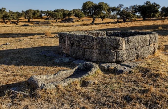 Arti mimpi tentang sumur © 2022 berbagai sumber Arti mimpi tentang sumur © 2022 berbagai sumber