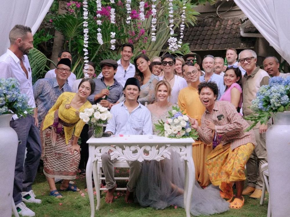 Mayky Wongkar mantan suami Ria Irawan menikah © Instagram/@mayk_wongkar