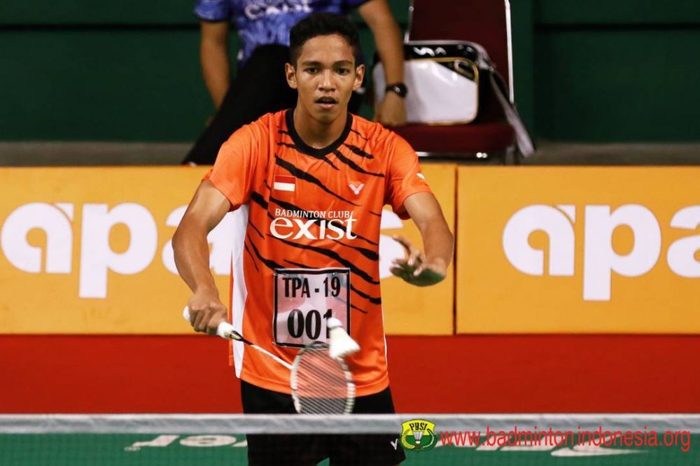 Perjalanan karier Chico Aura Berbagai sumber