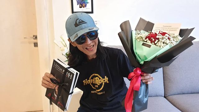 Potret terbaru Zamani Slam Instagram Potret terbaru Zamani Slam Instagram