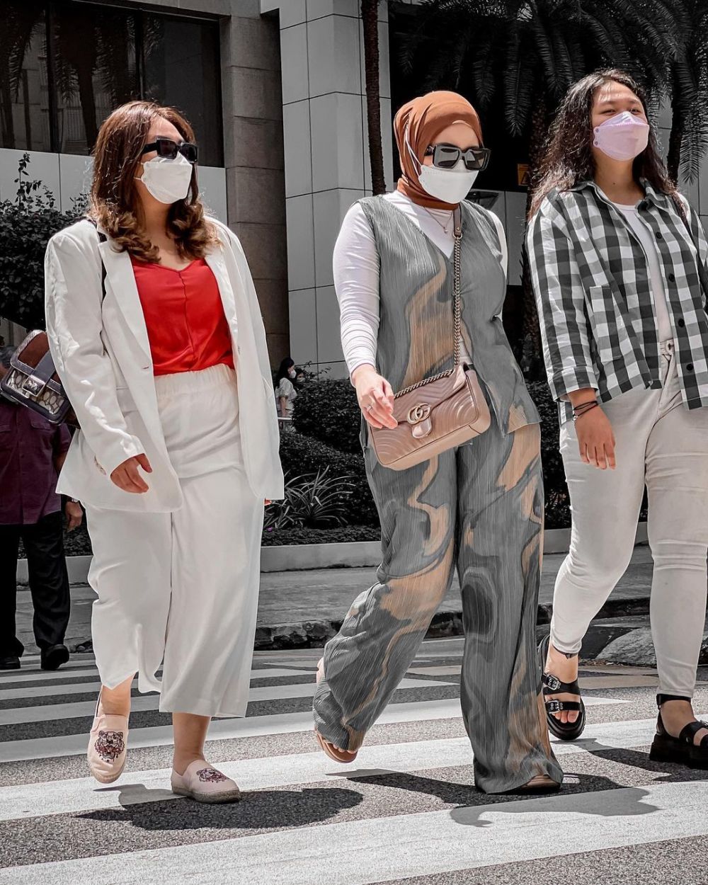 Potret Nathalie Holscher dan kedua adik © berbagai sumber