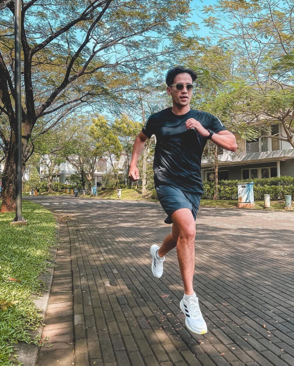 10 Makanan dikonsumsi Tarra Budiman usai olahraga, bantu bentuk otot