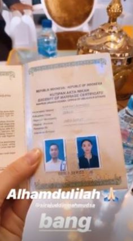 potret pasfoto nikah pedangdut © berbagai sumber potret pasfoto nikah pedangdut © berbagai sumber