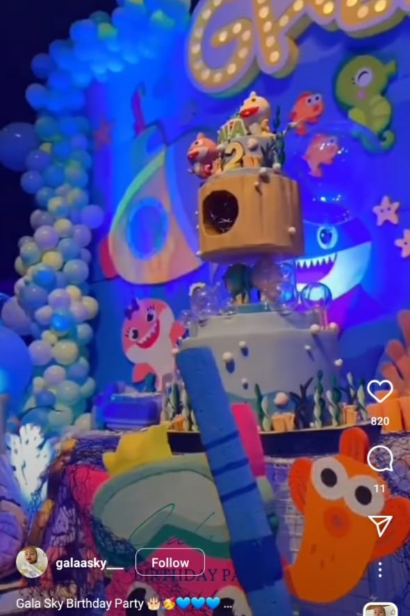 Bertema Baby Shark, 10 detail kue ultah Gala Sky ke-2 ini kece abis