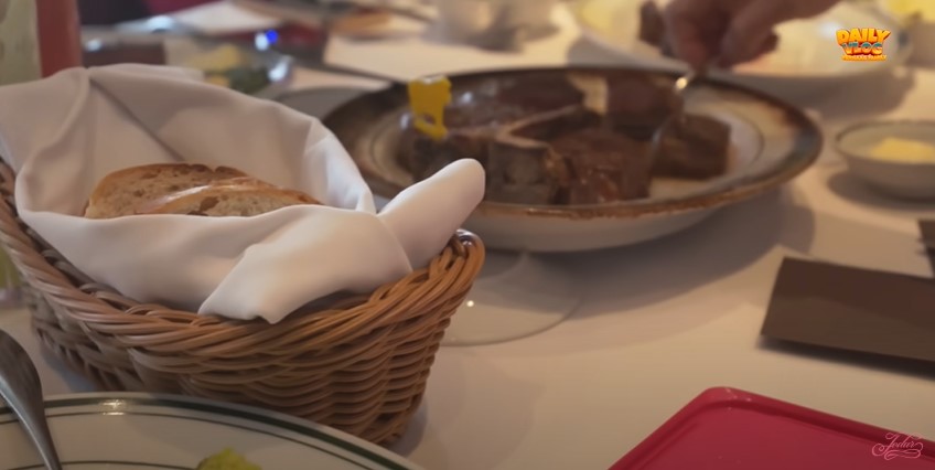 10 Menu diet Jessica Iskandar usai melahiran, pangkas bobot 16 kg