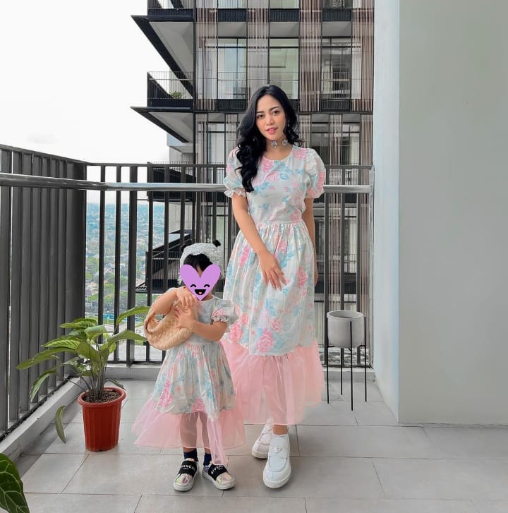 Ultah Gala Berbagai sumber