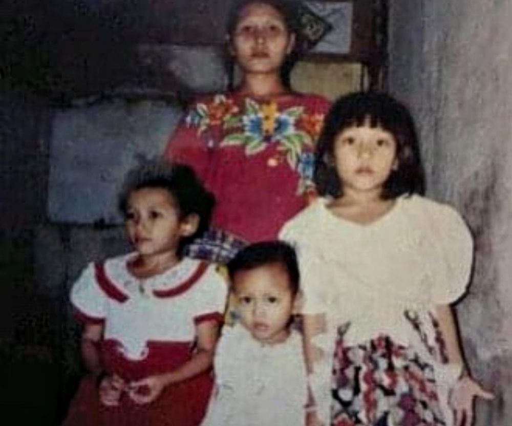 potret via vallen dan mella rossa dari kecil © instagram