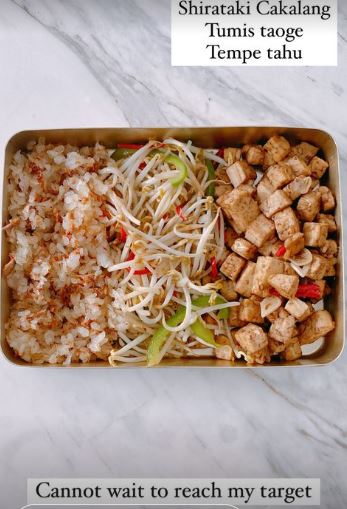 10 Trik masak sehat ala Dewi Sandra, hindari deep fried