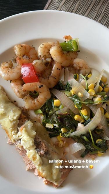 Bergizi dan mudah dibuat, intip 10 masakan ala Sohwa Halilintar