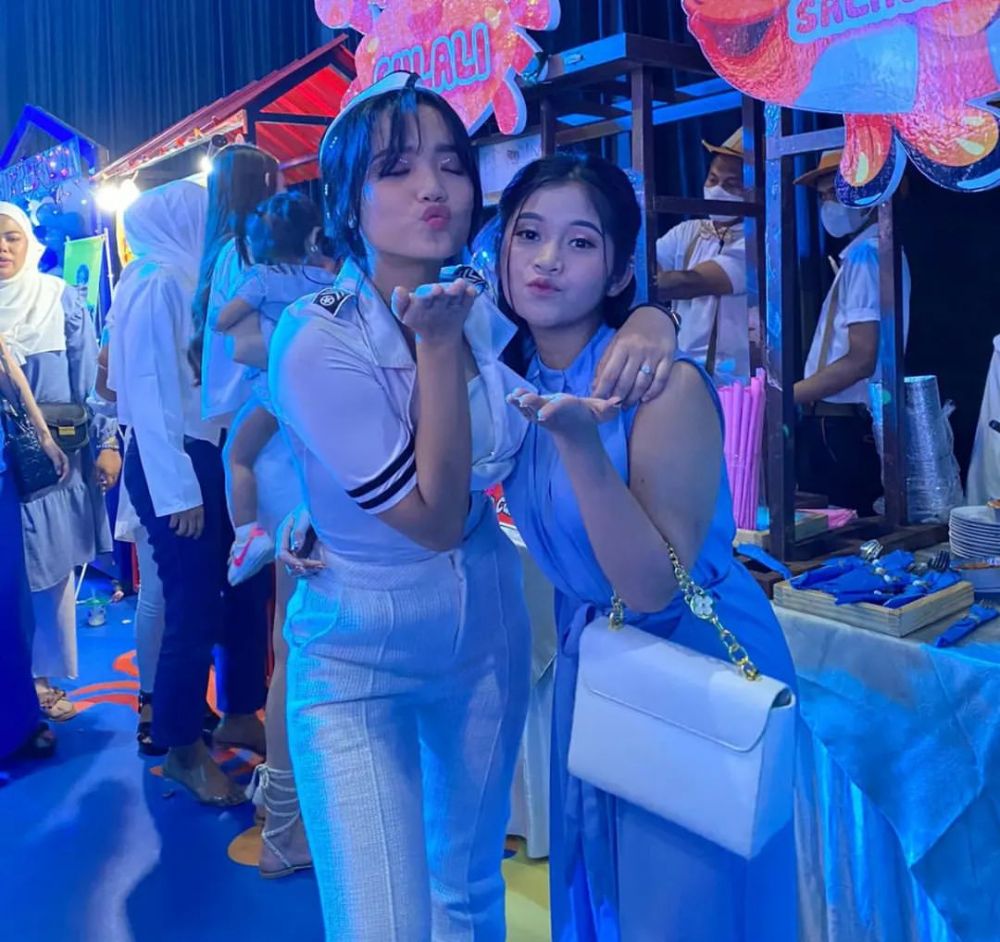 potret kedekatan fuji dan chika © instagram