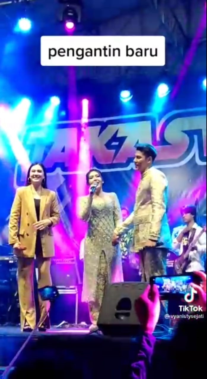 nella kharisma di nikahan via vallen © berbagai sumber