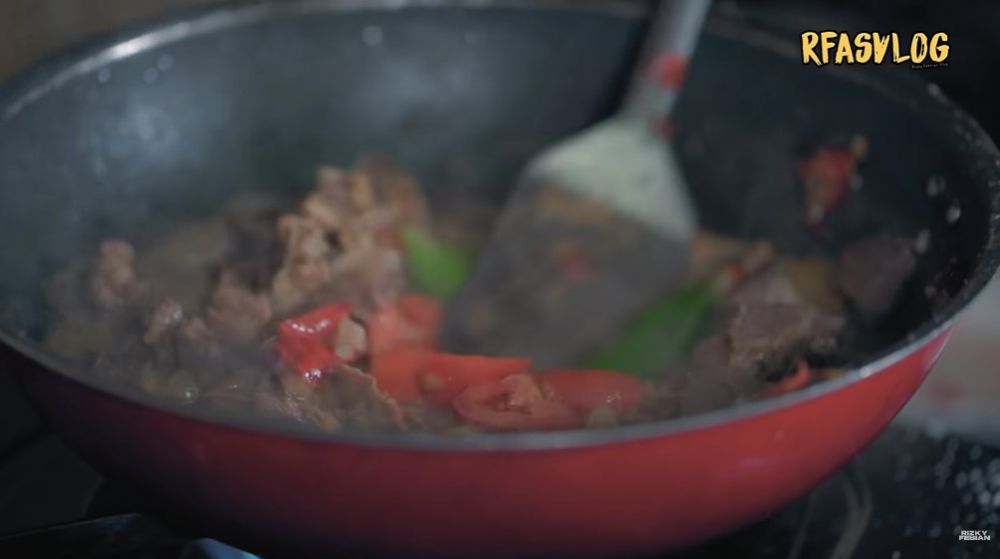 10 Kreasi masakan ala Rizky Febian, lezat dan praktis dibuat