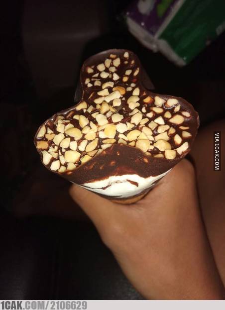 19 Potret es krim nyeleneh ini bikin mikir keras sebelum makan