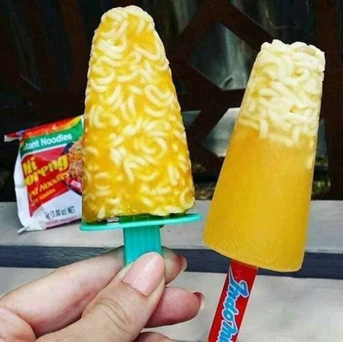 19 Potret es krim nyeleneh ini bikin mikir keras sebelum makan