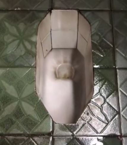 kloset tapi bentuknya nyeleneh © berbagai sumber