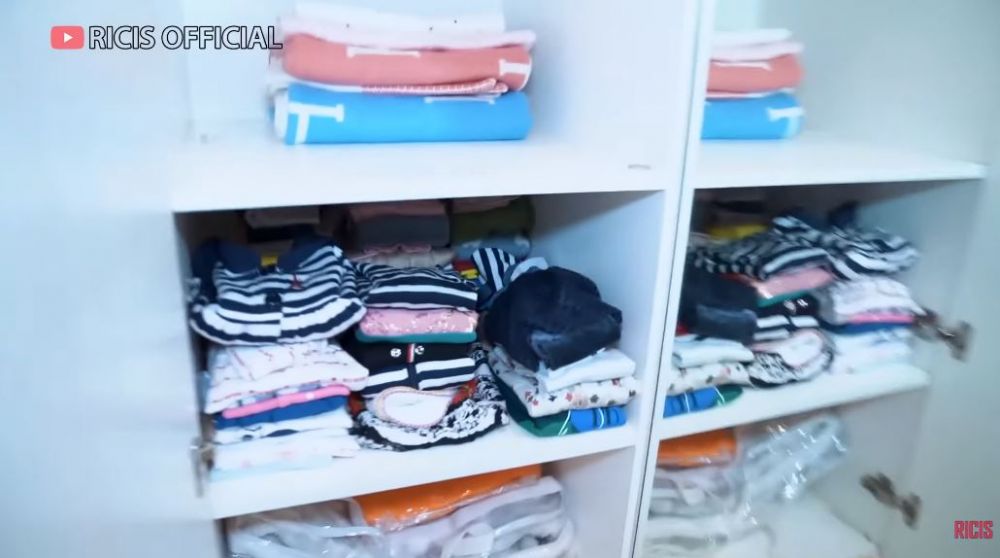 potret kamar bayi ria ricis dan teuku ryan © YouTube