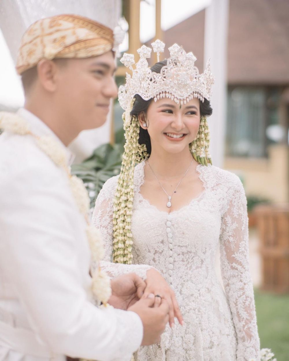 pesona seleb nikah pakai kebaya didiet © instagram pesona seleb nikah pakai kebaya didiet © instagram