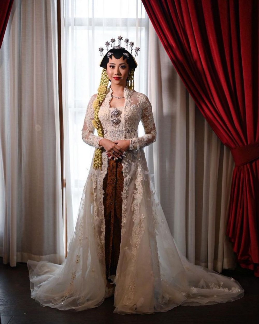 pesona seleb nikah pakai kebaya didiet © instagram pesona seleb nikah pakai kebaya didiet © instagram