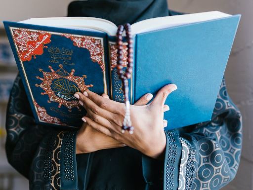 Arti Asmaul Husna As Sami © 2022 berbagai sumber