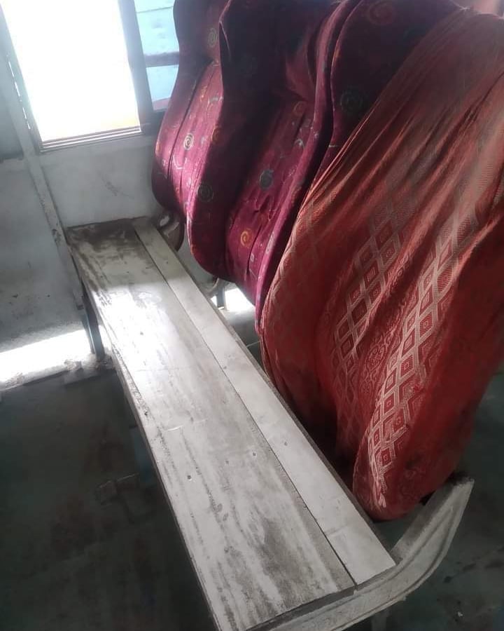 penampakan kursi nyeleneh © Instagram penampakan kursi nyeleneh © Instagram