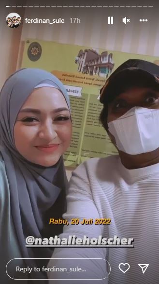 Pertemuan Sule dan Nathalie Holscher Berbagai sumber Pertemuan Sule dan Nathalie Holscher Berbagai sumber