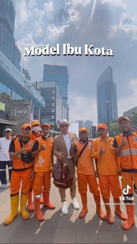 Ridwan Kamil Citayam Fashion Week © TikTok/@ridwankamil.official