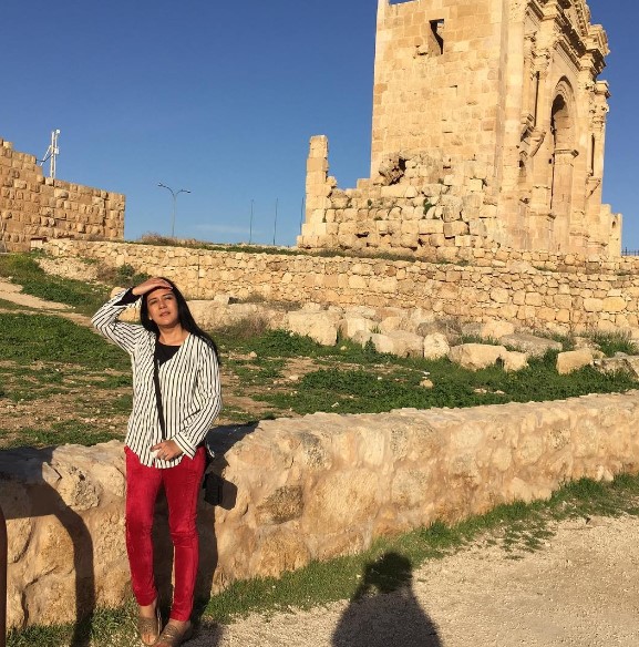 gaya modis Lydia Kandou di usia 59 © Instagram