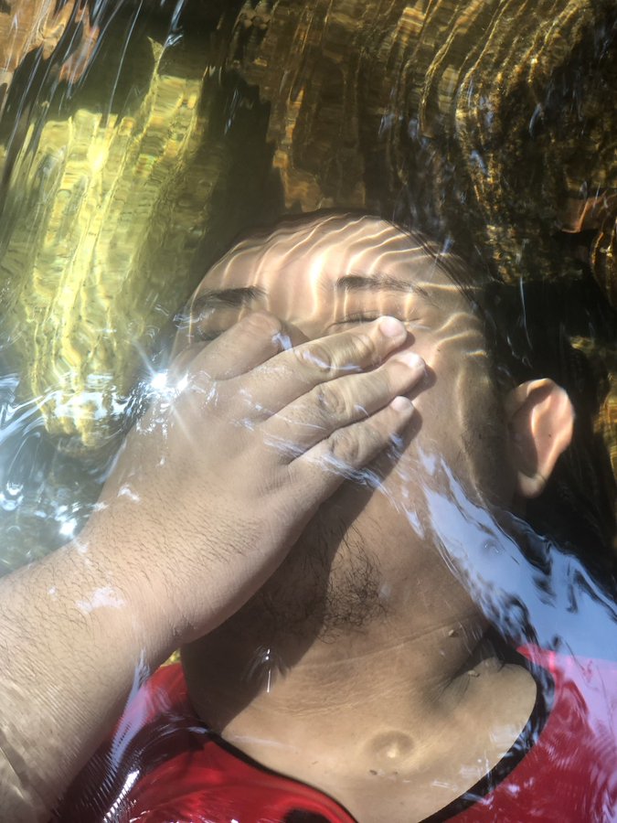 tingkah nyeleneh orang di sungai Berbagai sumber tingkah nyeleneh orang di sungai Berbagai sumber